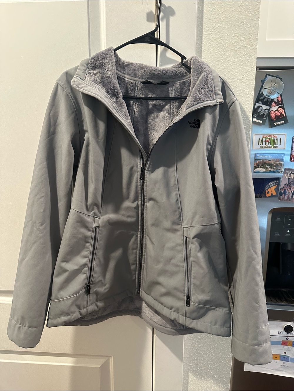 The North Face Women's Light Gray Fleece-Lined Utility Jacket